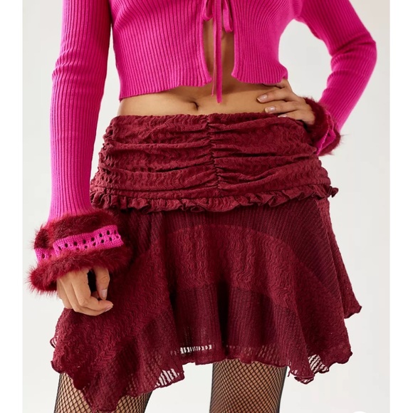 NWT URBAN OUTFITTERS Lace Asymmetrical Mini Skirt Maroon - Picture 1 of 5